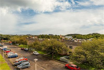 5/7 Kingsknowe Place, Edinburgh, EH14 2EQ - image 10