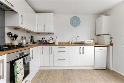8K Fair-a -Far, Edinburgh, EH4 6QE - image 4