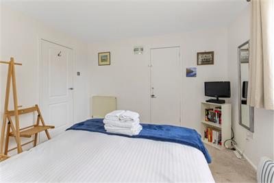 8K Fair-a -Far, Edinburgh, EH4 6QE - image 8