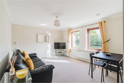 7/7 North Werber Place, Edinburgh, EH4 1TF - image 3