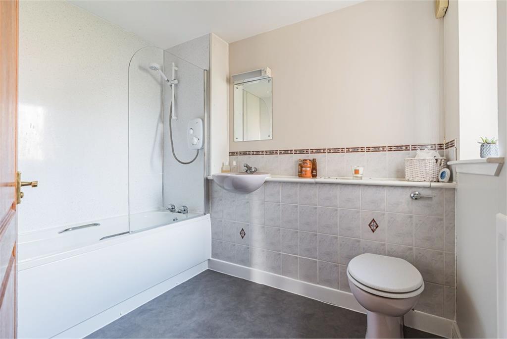 7/7 North Werber Place, Edinburgh, EH4 1TF - image 9