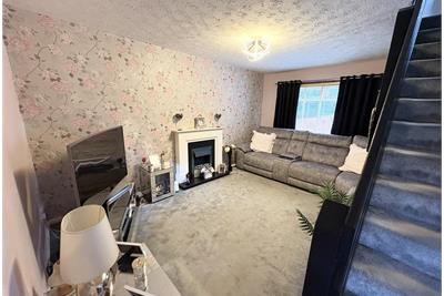 12 Windlestraw Court, Bourtreehill South, Irvine, KA11 1JT - image 3