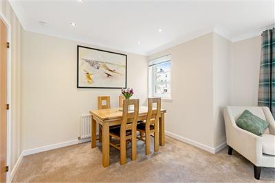 6/4 Powderhall Rigg, Powderhall, Edinburgh, EH7 4GA - image 4