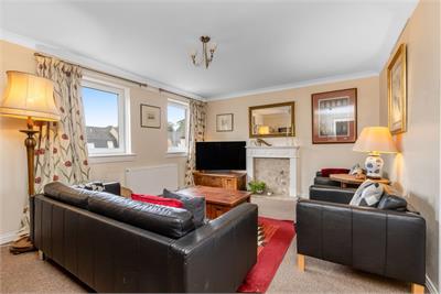 10/6 Ettrickdale Place, Stockbridge, Edinburgh, EH3 5JN - image 2