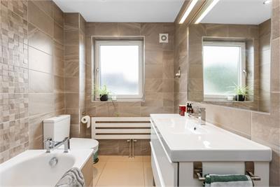 10/6 Ettrickdale Place, Stockbridge, Edinburgh, EH3 5JN - image 14