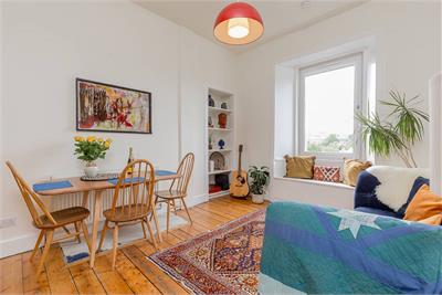 11/15 Rodney Street, Canonmills, EH7 4EN - image 1
