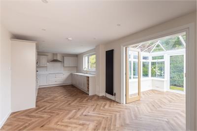 17 Burnbrae, Edinburgh, EH12 8UB - image 12