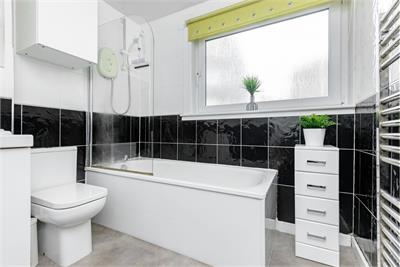 11/3 Calder Court, Edinburgh, EH11 4LB - image 10