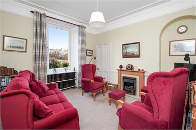 30 Kirk Brae, Liberton, Edinburgh, EH16 6HH - image 2