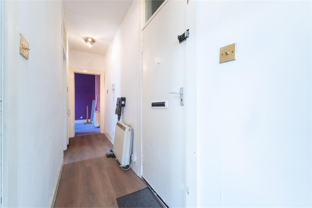 41/2 Leith Walk, Edinburgh, EH6 8LS - image 4