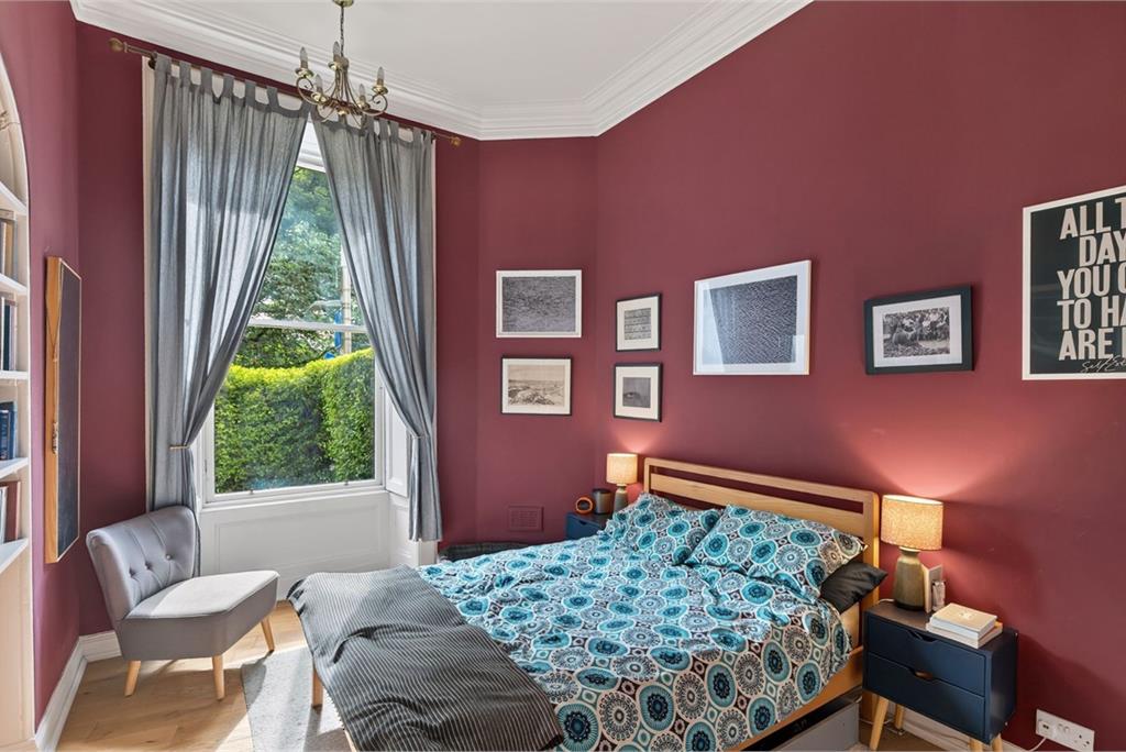 12 Brougham Place, Edinburgh, EH3 9JX - image 11