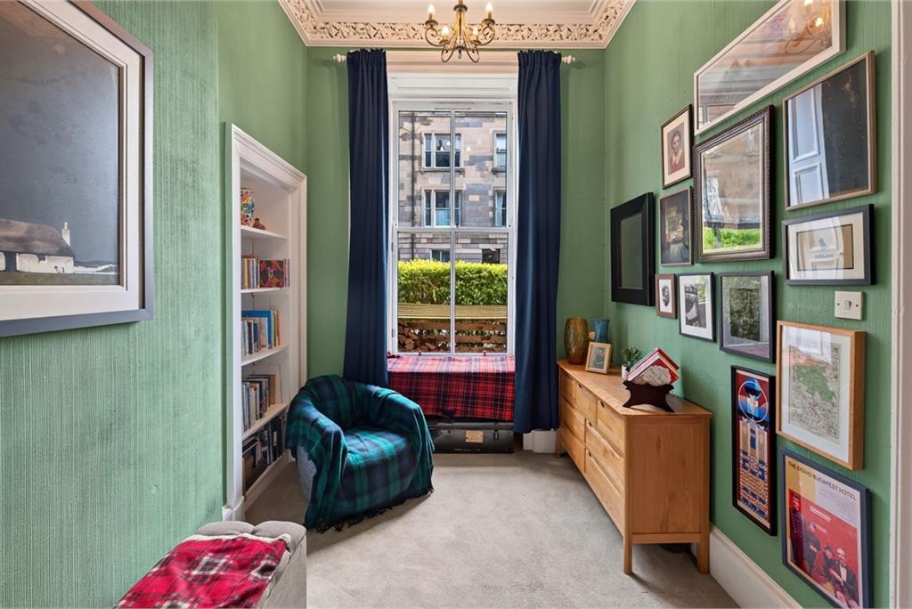 12 Brougham Place, Edinburgh, EH3 9JX - image 13