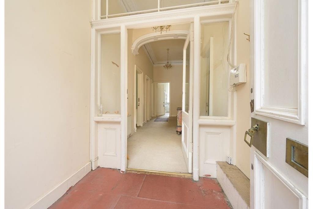 20 Dundonald Street, Edinburgh EH3 6RY - image 11