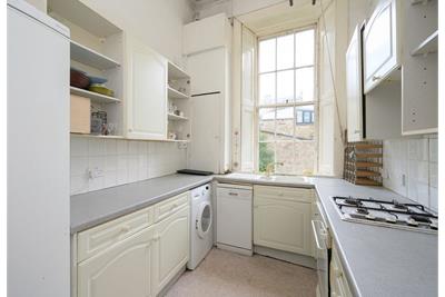 20 Dundonald Street, Edinburgh EH3 6RY - image 8