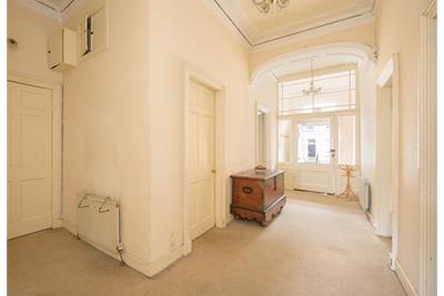 20 Dundonald Street, Edinburgh EH3 6RY - image 9