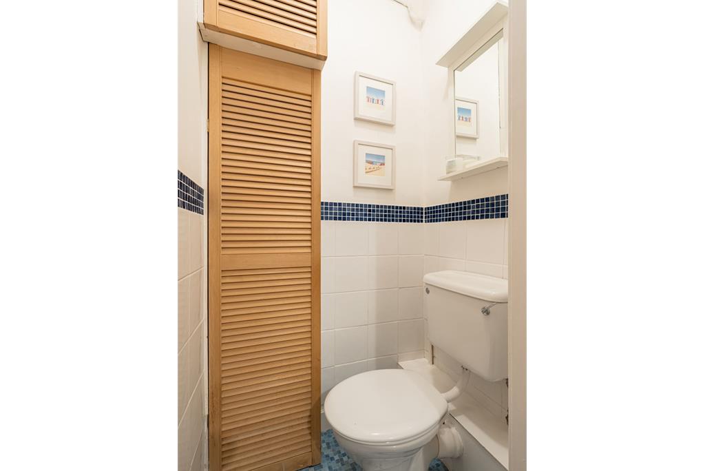35/11 Buchanan Street, Edinburgh, EH6 8RB - image 11