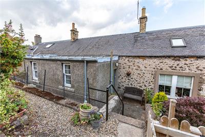 2 Valley View, Teapot Street, Morebattle, Kelso, TD5 8QH - image 3