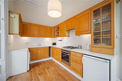 Flat 1, 2 Merchiston Avenue, Merchiston, Edinburgh, EH10 4NU - image 7