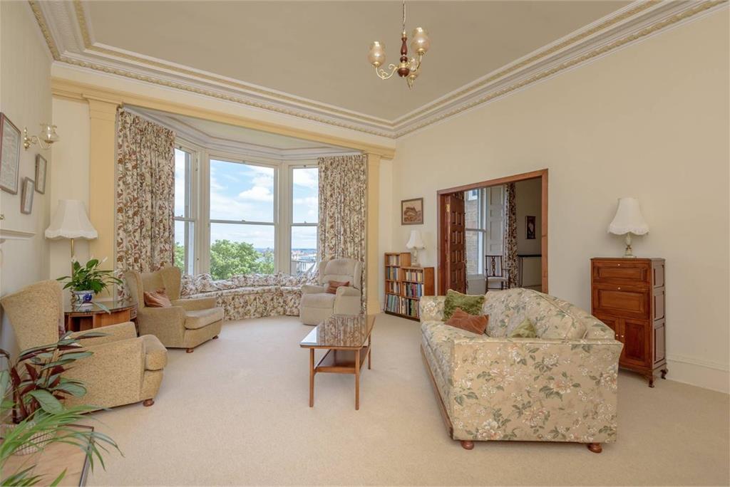 Flat 3, Tusculum, 8 York Road, North Berwick, EH39 4LS - image 2