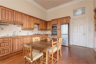 Flat 3, Tusculum, 8 York Road, North Berwick, EH39 4LS - image 11