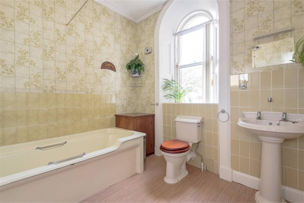 Flat 3, Tusculum, 8 York Road, North Berwick, EH39 4LS - image 26