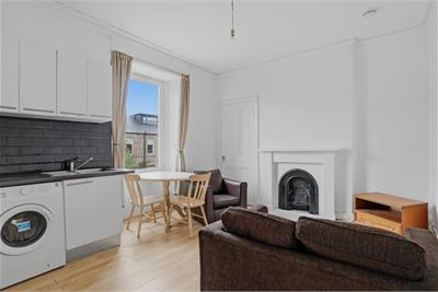 42/2 Corbiehill Road, Edinburgh, EH4 5AS - image 2