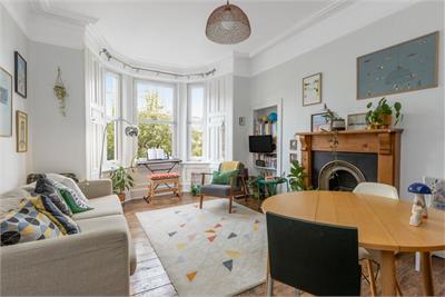 22 Restalrig Road, Leith Links, Edinburgh, EH6 8BN - image 2