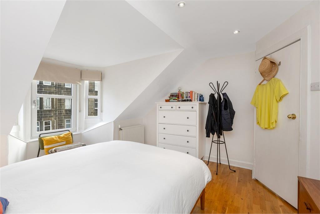 22 Restalrig Road, Leith Links, Edinburgh, EH6 8BN - image 9