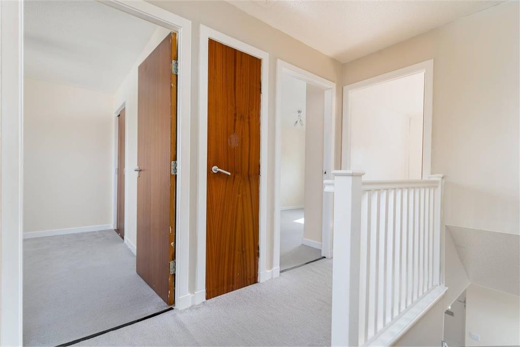 63 Clovenstone Park,
Edinburgh,
EH14 3EY - image 11