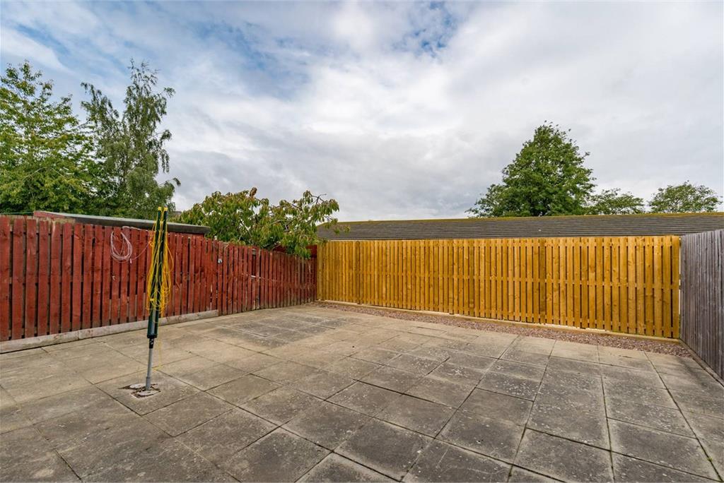 63 Clovenstone Park,
Edinburgh,
EH14 3EY - image 21