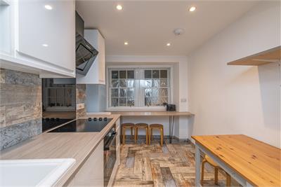 4/1 Carrubber's Close, 135 High Street, Edinburgh, EH1 1SJ - image 6