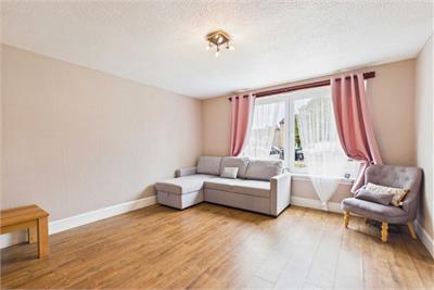 3/2 North Hillhousefield, Leith, Edinburgh, EH6 4HU - image 2