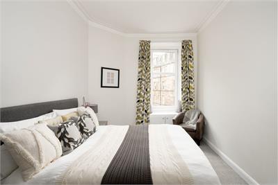 76/4 Raeburn Place, Stockbridge, Edinburgh, EH4 1JH - image 13