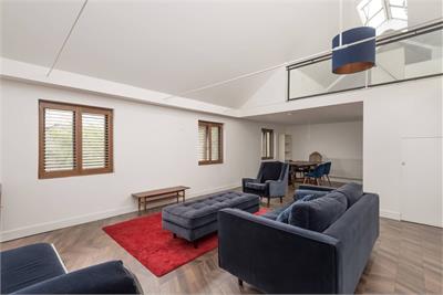 5/6 Lochend Close, Edinburgh, EH8 8BL - image 3