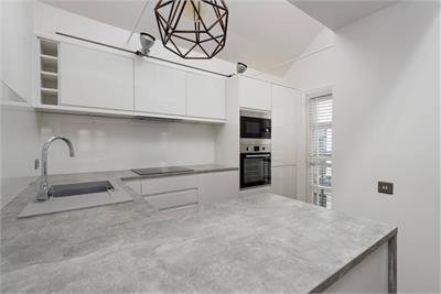 5/6 Lochend Close, Edinburgh, EH8 8BL - image 6
