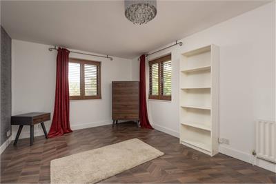 5/6 Lochend Close, Edinburgh, EH8 8BL - image 7