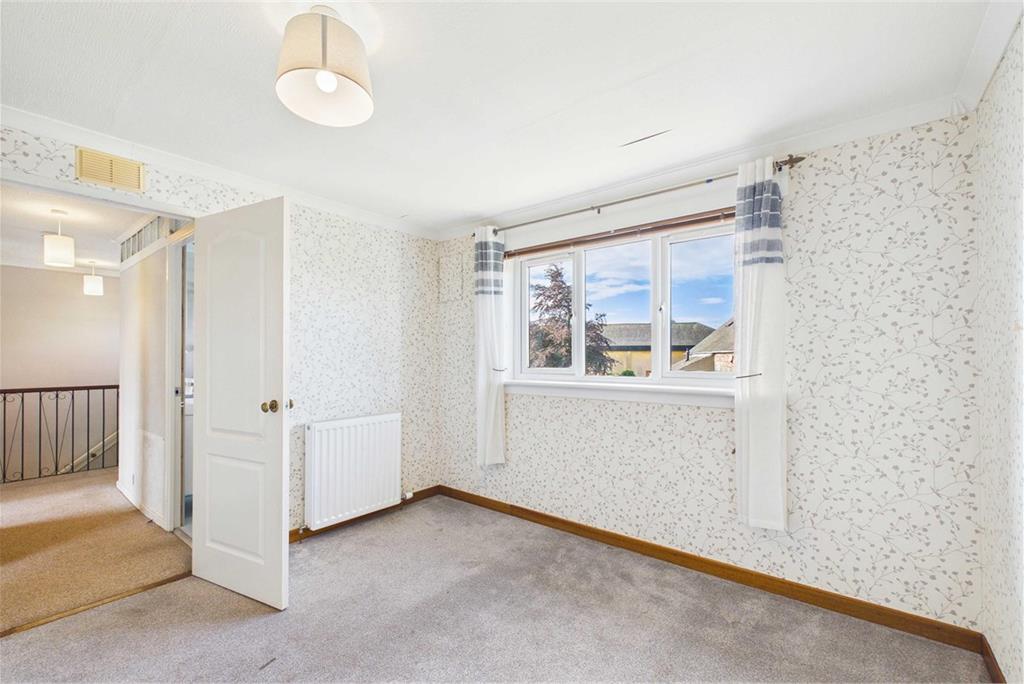 14 Pitcairn Park,
Leuchars,
St. Andrews,
KY16 0HA - image 9