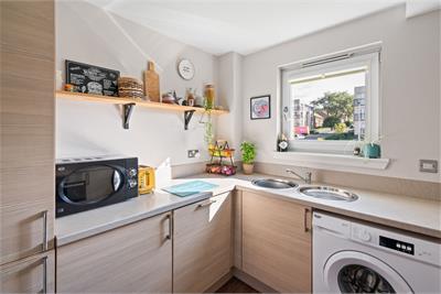 Flat 6, 5, Ashwood Gait, Edinburgh, EH12 8PE - image 6