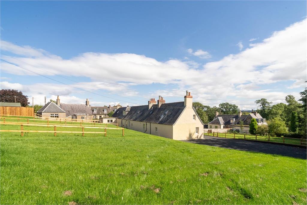 7 Clintmains Cottages,
St. Boswells,
Melrose,
TD6 0DY - image 14