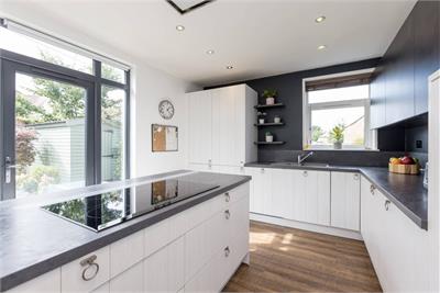 5 Corbiehill Gardens, Edinburgh, EH4 5DS - image 5