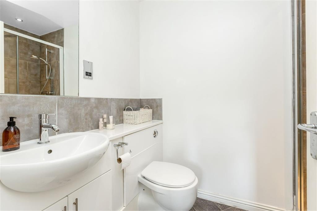 2 Braehead Park, Barnton, Edinburgh, EH4 6AX - image 12