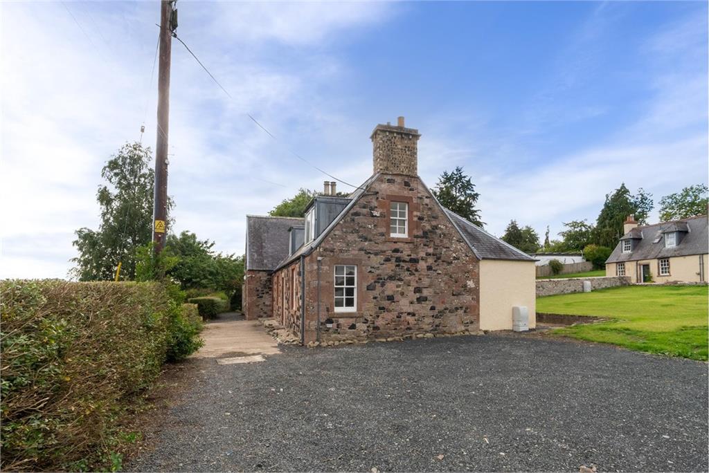8 Clintmains Cottages,
St. Boswells,
Melrose,
TD6 0DY - image 15