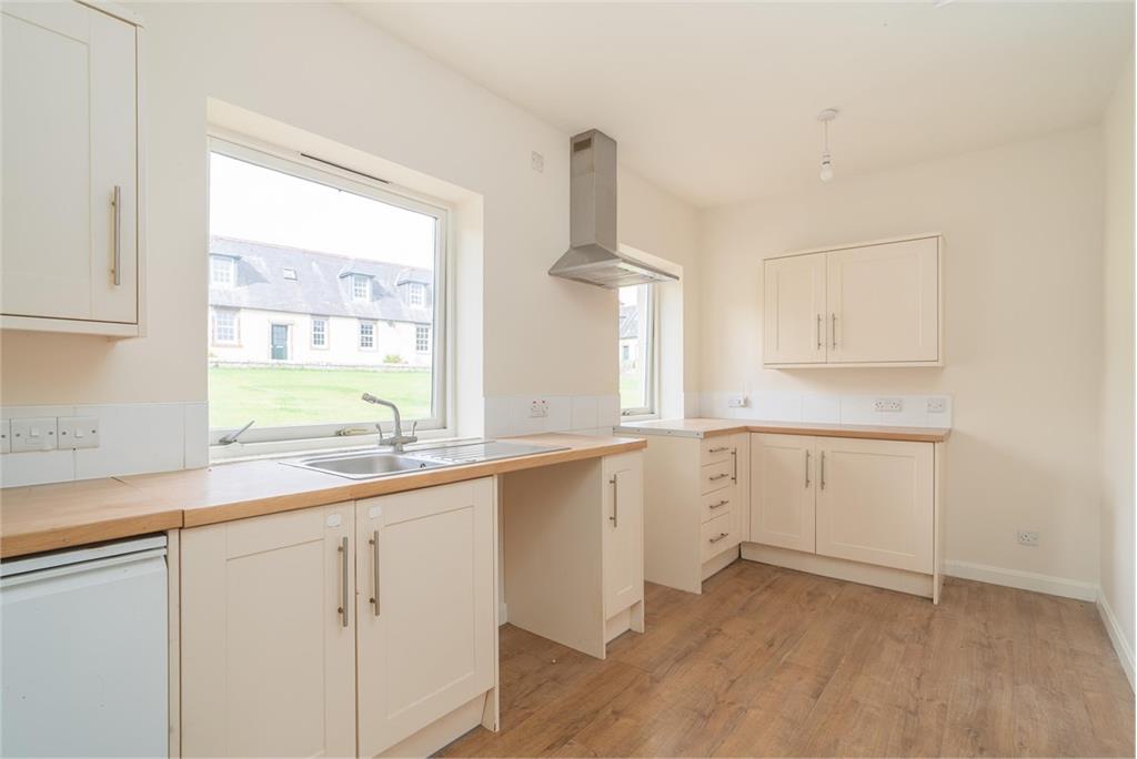8 Clintmains Cottages,
St. Boswells,
Melrose,
TD6 0DY - image 5