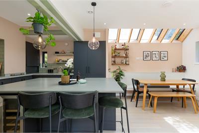 51 Craighouse Gardens, Edinburgh, EH10 5LR - image 1