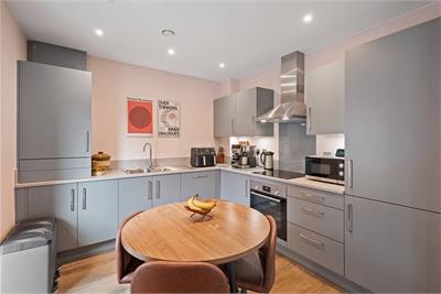 Flat 3, 91 Ocean Drive, , Edinburgh, EH6 6BW - image 7