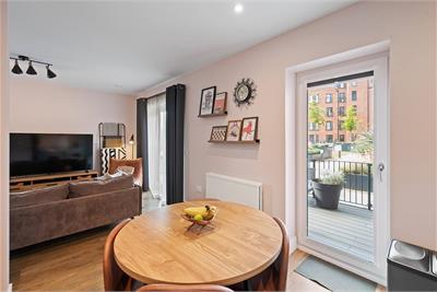 Flat 3, 91 Ocean Drive, , Edinburgh, EH6 6BW - image 9