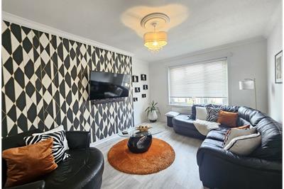 9 Fullerton Square,
Ardrossan,
KA22 8LA - image 7