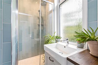 7 1F3 Meadowbank Place, EDINBURGH, EH8 7AW - image 11