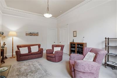4 Denham Green Avenue, Trinity, EH5 3NY - image 4
