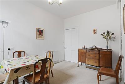4 Denham Green Avenue, Trinity, EH5 3NY - image 9